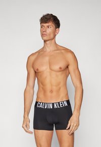 Calvin Klein Underwear TRUNK 3 PACK MODERN STRUCTURE COTTON - Ozke boksarice - black/tickled green/mediterranea