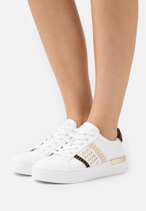 SILVIA - Sneaker low - white