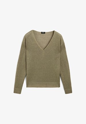 Olijfgroene gebreide trui met een diepe V-hals, lange mouwen en geribbelde manchetten en onderrand. Zachte textuur met een gladde afwerking.