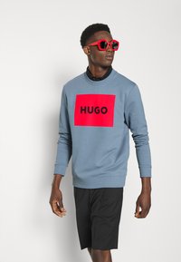 HUGO DURAGOL - Camisola - bright blue