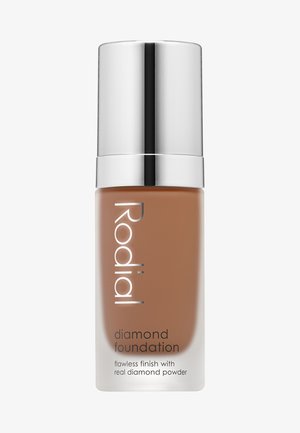 DIAMOND FOUNDATION 30 ML - Foundation - shade 8