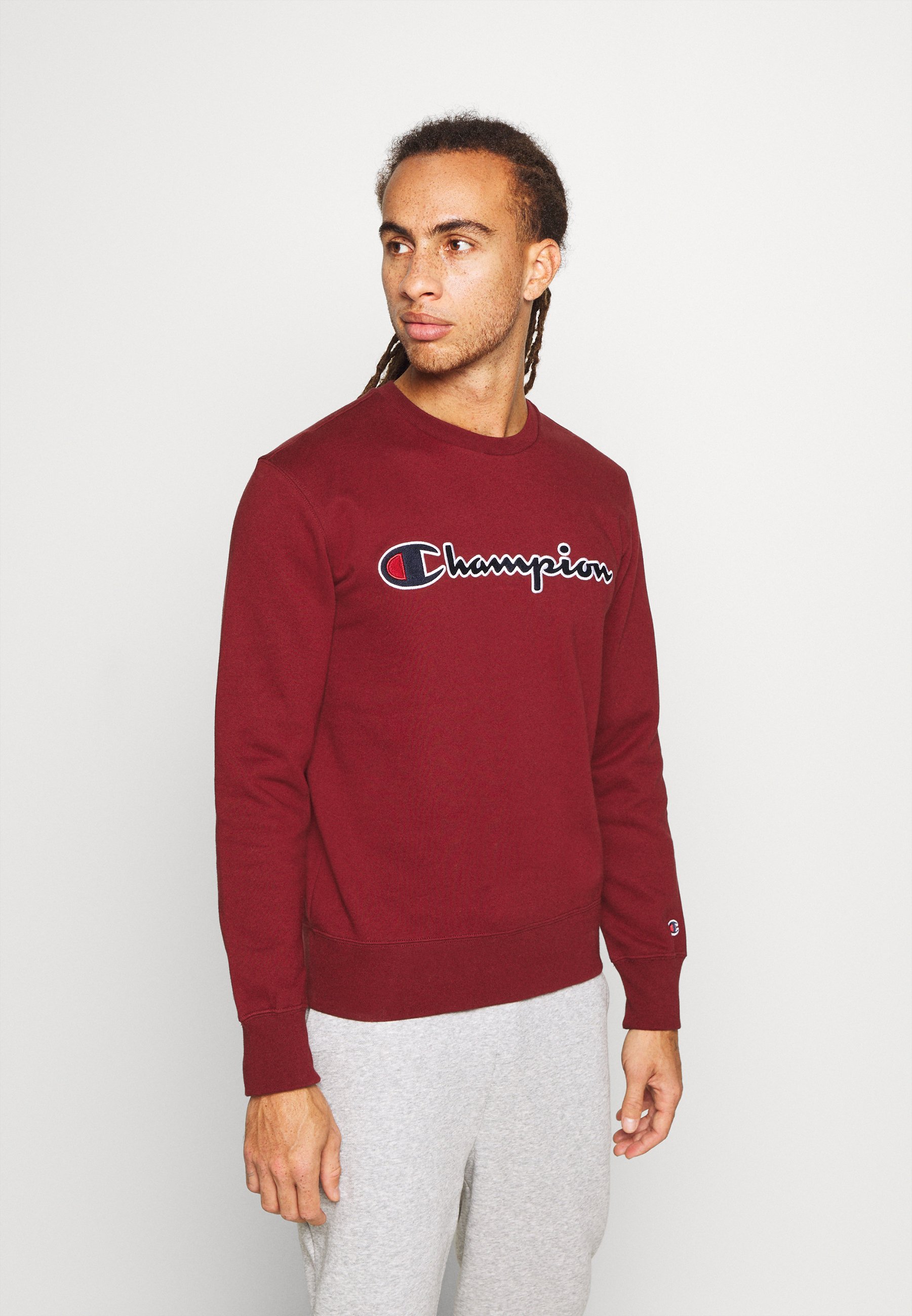 dark red champion sweatshirt