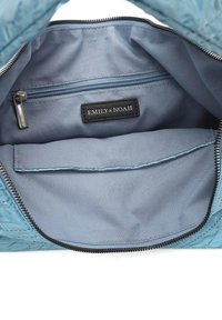 Emily & Noah Bolso de mano - lightblue