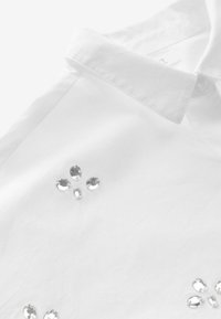 Next OVERSIZED - Blusa - diamante white