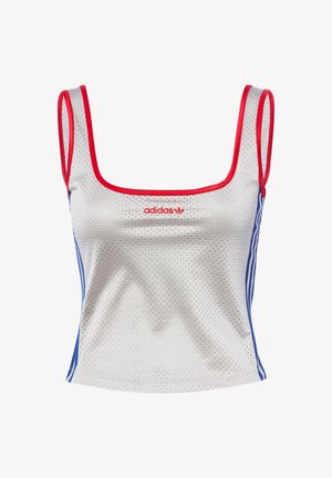 Débardeur en mesh blanc adidas avec bordure rouge, bandes latérales bleues et logo adidas rouge centré sur la poitrine.