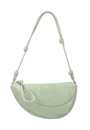 Világoszöld, félig hold alakú bőr válltáska csomózott pánttal és cipzáras záródással, fehér háttéren.