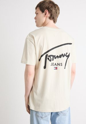 SIGNATURE TEE - T-shirts med print - newsprint