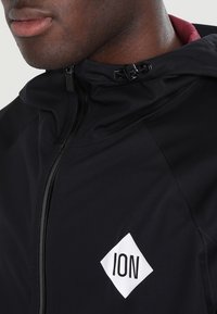 ION Chaqueta softshell - black