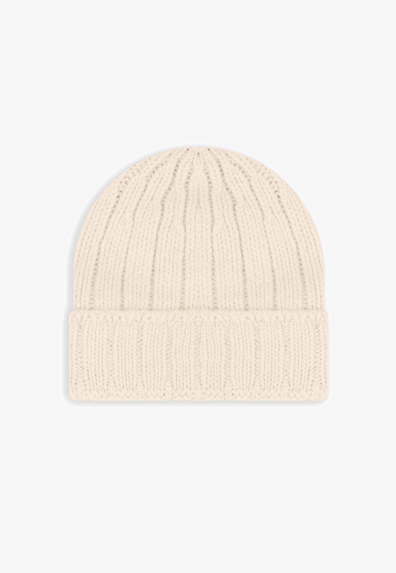 Kremowa dziana czapka beanie z teksturowanym ryżowym wzorem. Posiada podwinięty mankiet i gładkie wykończenie, wykonana z miękkiej przędzy.