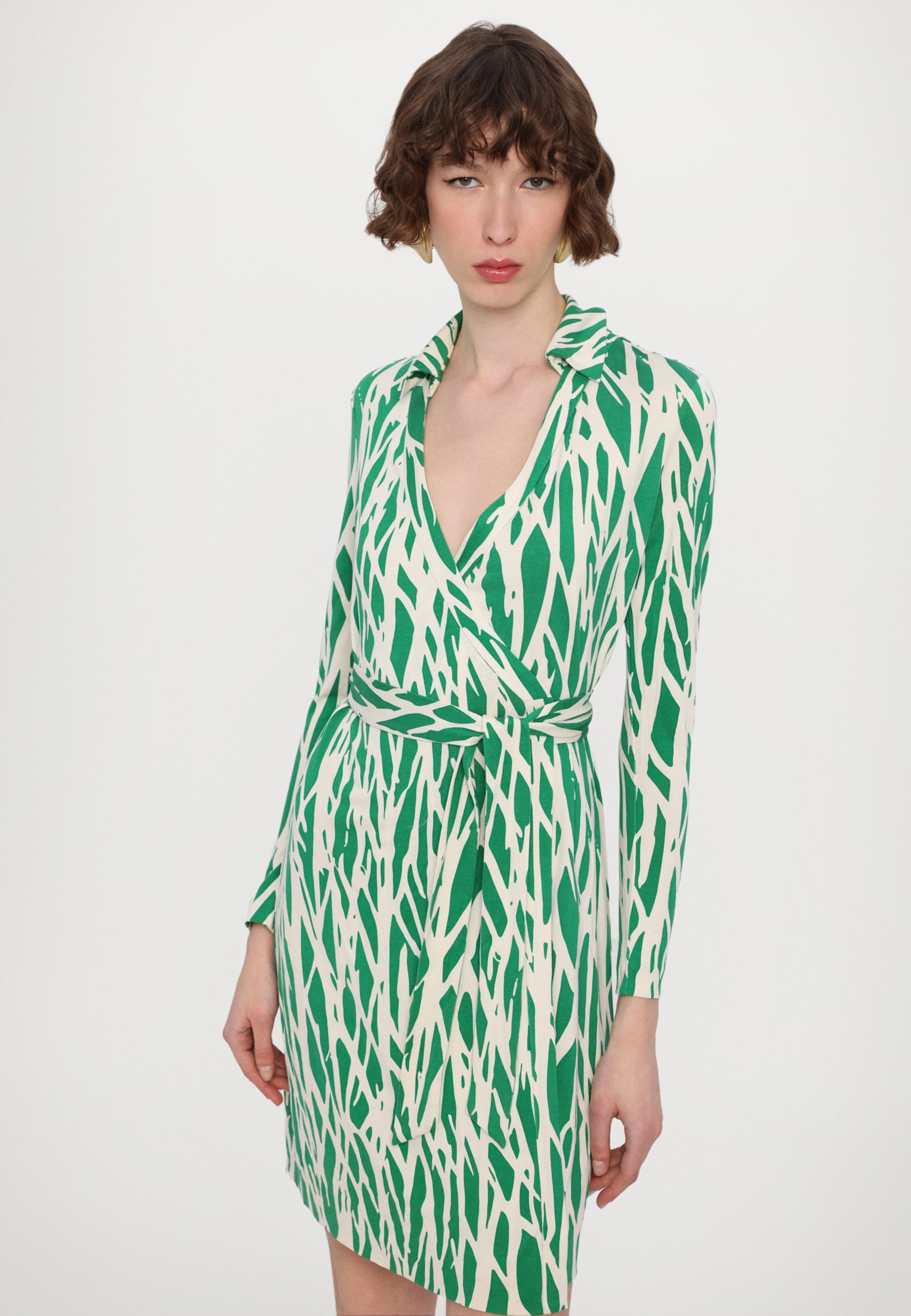 Diane von Furstenberg JEANNE WRAP DRESS - Day dress - twig green