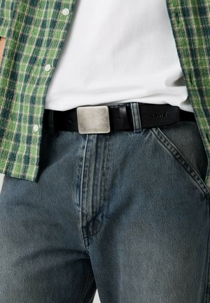 Levi's®, RYDER PLAQUE BUCKLE BELT CHOCOLATE MARTI - Cinturón - chocolate martini - blacks