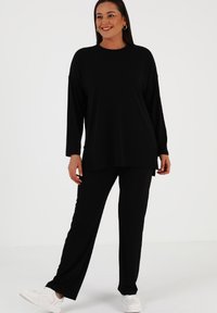 Modanisa CREW NECK PLUS SIZE  SET ALIA - Tuta - black