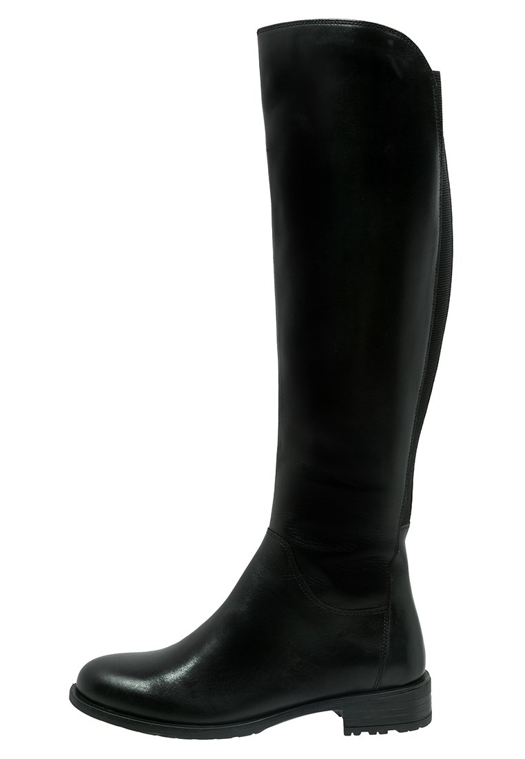 Svart skinnstövel i knähöjd med en slät finish, som har en platt klack och ett elastiskt sidoflik för enkel påtagning.
