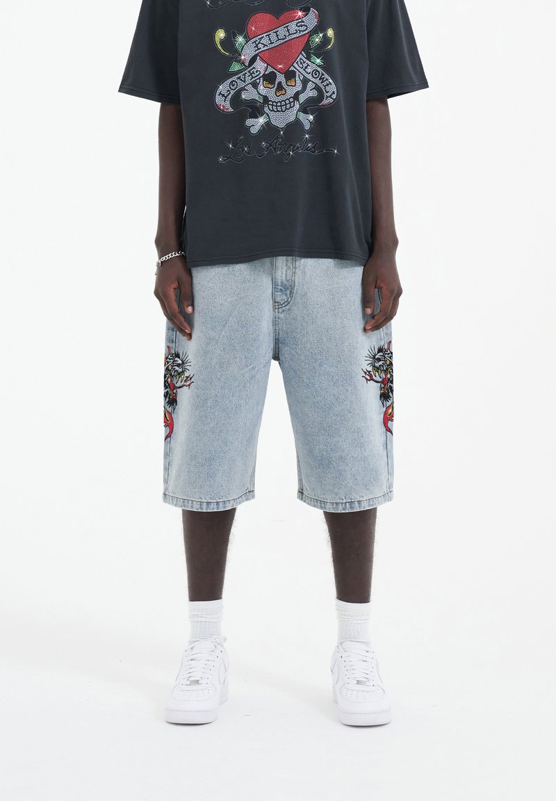 Ed Hardy HELL CATS DIAMANTE JORTS - Shorts vaqueros - bleach