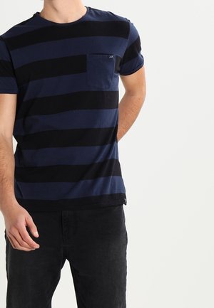 T-shirt z nadrukiem
