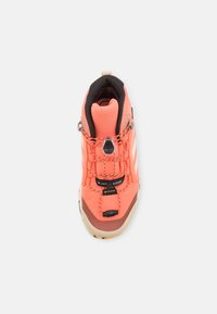 adidas Performance TERREX MID GORE-TEX® HIKING - Scarpa da hiking - coral fusion/wonder white/core black