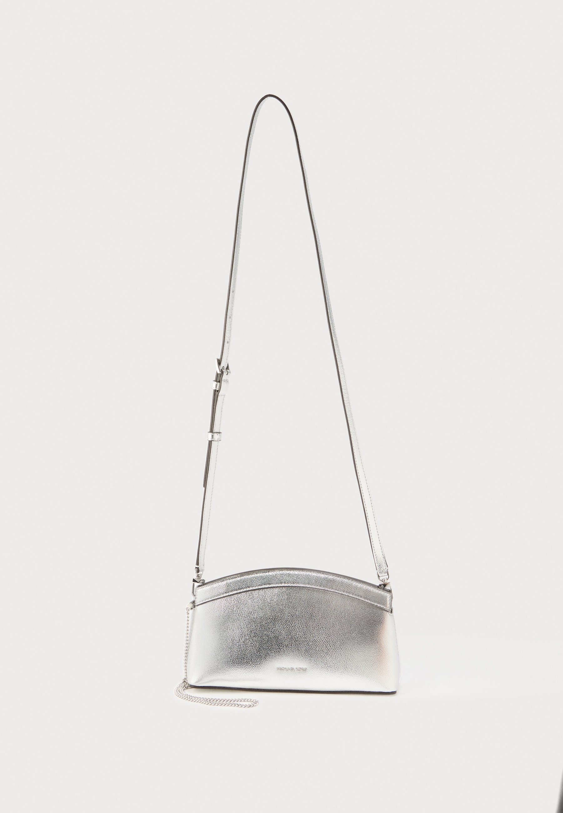 MICHAEL Michael Kors ATHENA SM DOME CHN CLUTCH XBODY - Handbag