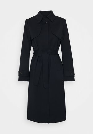 Schwarzer Trenchcoat mit Kragen, tailliertem Bund und langen Ärmeln. Verfügt über Knopfdetails an den Bündchen und eine glatte Stofftextur.