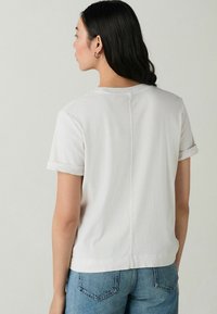 Next REGULAR FIT - VALENTINES DAY PUN GRAPHIC SHORT SLEEVE - Trükipildiga T-särk - ecru marl