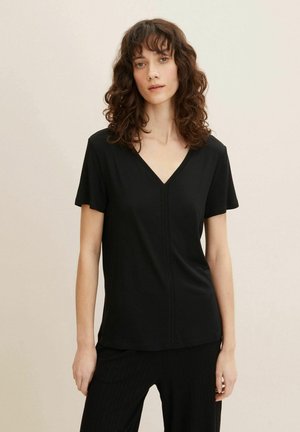 V-AUSSCHNITT - Basic T-shirt - deep black