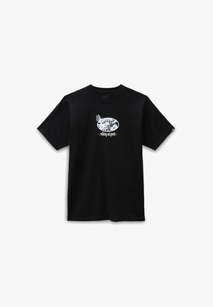 Zwart T-shirt met korte mouwen en een wit-grijs ovaal logo op de borst met de tekst "Vans" en daaronder de tekst "welzijn en groei".