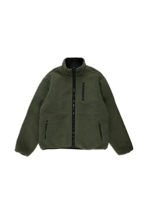 Kurtka polarowa w ciemnozielonym kolorze z wysokim kołnierzem, pełnym zamkiem błyskawicznym i dwoma bocznymi kieszeniami; teksturowana powierzchnia. Czarne akcenty na zamku i wewnętrznej podszewce.