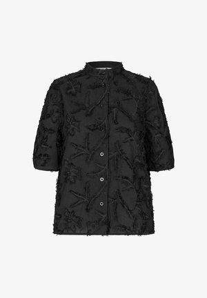 Svart skjorta med knapp-up som har ett texturerat blommönster med fluffiga accenter, korta ärmar och en klassisk kragsdesign. Texturerad tyg.