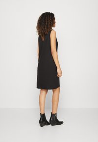 ONLY ONLBIANCA V NECK DRESS - Obleka iz džersija - black