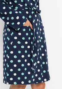 bonprix Accappatoio - blau