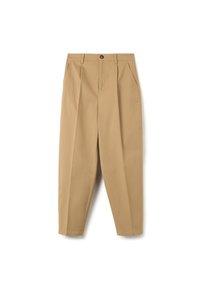 Chinos beige à plis avec fermeture à bouton, poches latérales, jambes fuselées et texture en coton lisse.