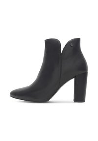 Čierne členkové čižmy z hladkej ko�že, s špicatou špičkou, s výrezom na vrchu a s hromadným vysokým podpätkom.