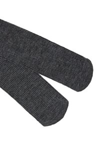Mørkegrå sokker lavet af et ribbet materiale, med en rund tå og blød tekstur. Designet inkluderer synlig syning langs kanterne.