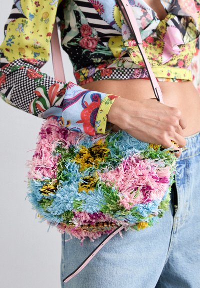 MOSCHINO BORSA - Geantă de mână - pink