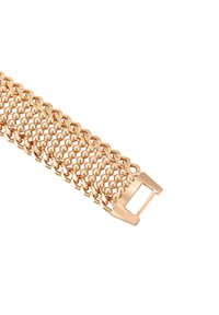 Bracciale in catena intrecciata color oro con anelli arrotondati, finitura testurizzata e dettaglio della chiusura rettangolare.