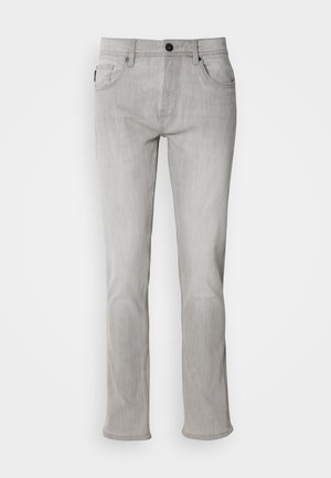 Jeans din denim gri deschis cu o croială dreaptă, având închidere cu button, cinci buzunare și decolorare subtilă. Textură netedă, detalii minime.