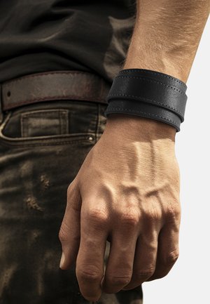 LUCLEON GLADIUS - Bracelet - black