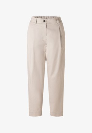 Beige high-waist broek met knoop- en ritssluiting, steekzakken aan de voorkant en een taps toelopend broekspijp ontwerp.