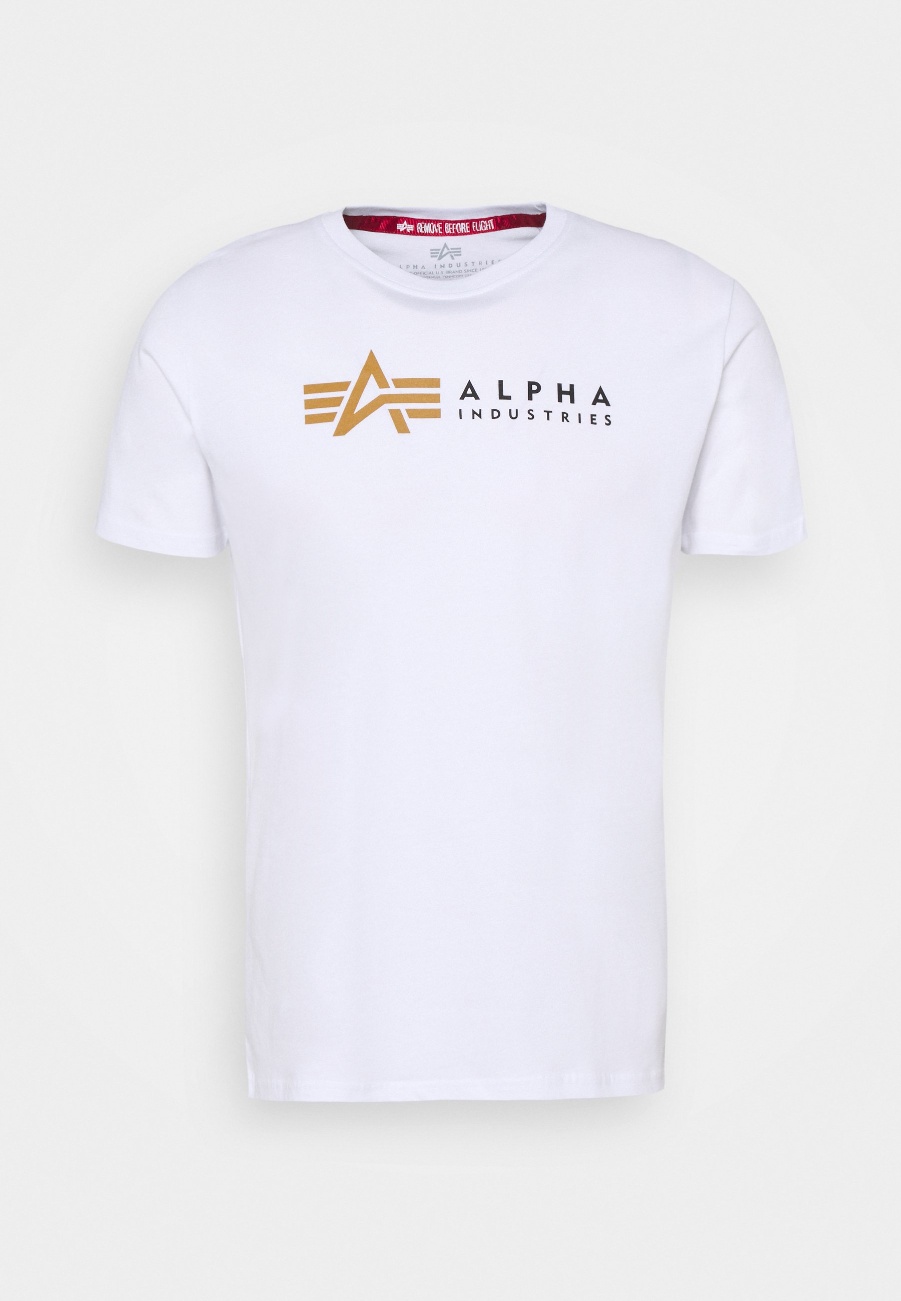How to remove label from shirt