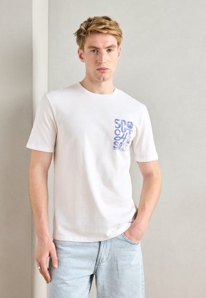 REGULAR FIT LEFT CHEST LOGO - T-shirt med print - bright white