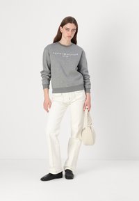 Tommy Hilfiger LOGO - Sweatshirt - mid grey