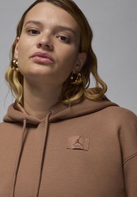 Jordan Sweatshirt com capuz - archaeo brown