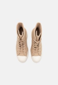 Converse CHUCK 70 DE LUXE HEEL PLATFORM - Bottines à talons hauts - warm quarry/egret