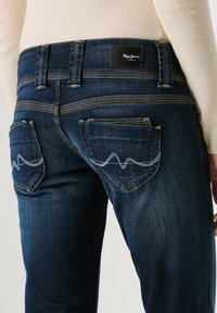 Pepe Jeans VENUS - Jean droit - dark blue denim