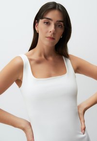 Jimmy Key SQUARE NECK BASIC MINI WITH STRAPS - Freizeitkleid - white