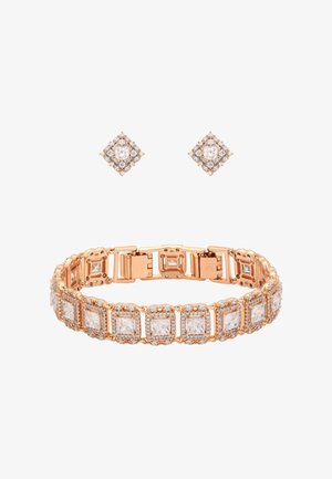 Bracelet en or rose et boucles d'oreilles assorties clous, sertis de cristaux clairs de coupe carrée et ronde dans un design géométrique.