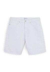 Shorts in denim bianco con taglio classico, dotati di tasche frontali, accessori in argento e una texture pulita e liscia.