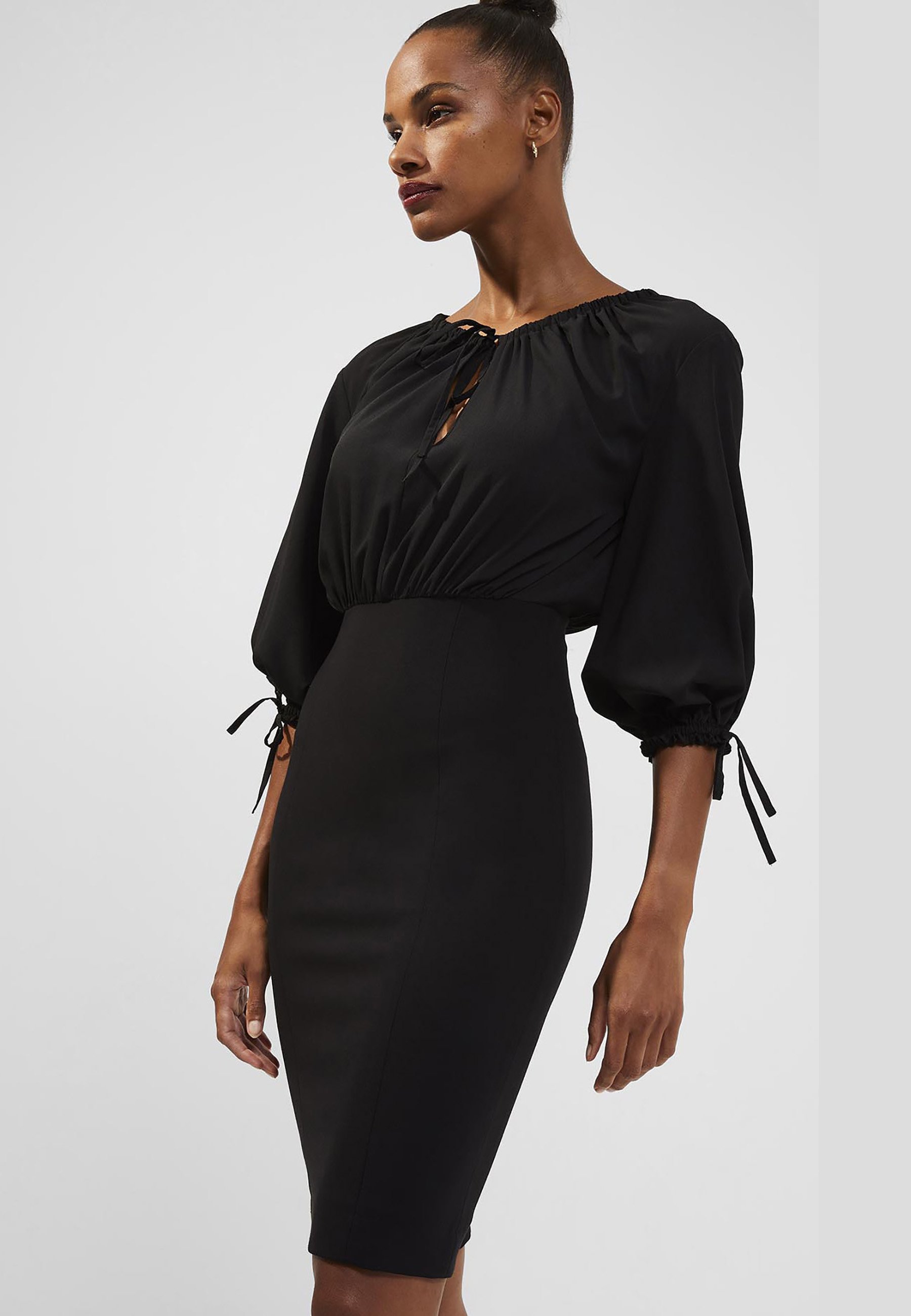 Buy French Connection online on Zalando