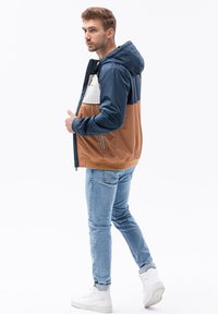 Ombre Allvädersjacka - brown