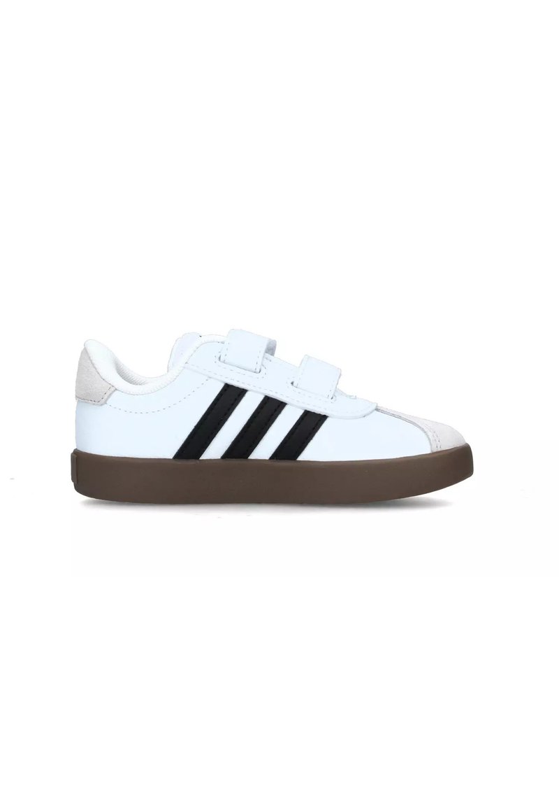adidas gazelle silver green womens Scarpe Bambina ADIDAS Sneakers linea Superstar C colore Bianco e Nero con  Fiocco a Pois a sconto – Cuoieriashop main image 0