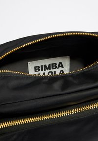 Bimba Y Lola Rankinė per petį - black